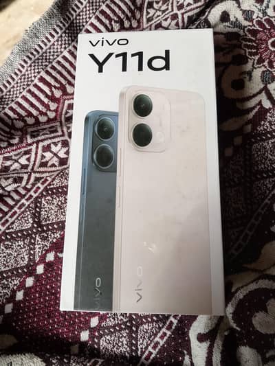 Vivo Y11 6 128  box charger or 8 month warranty ha condition 10 by 10