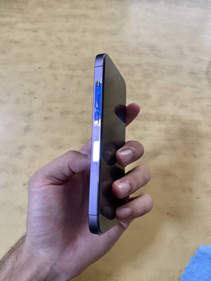 Iphone 14 pro 4