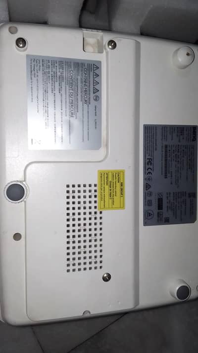 projector for sell contact number / 03268926773