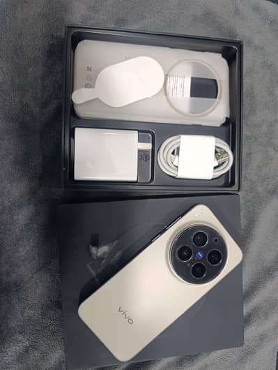 Vivo X300 pro Chinese varrient 16/512 Full box