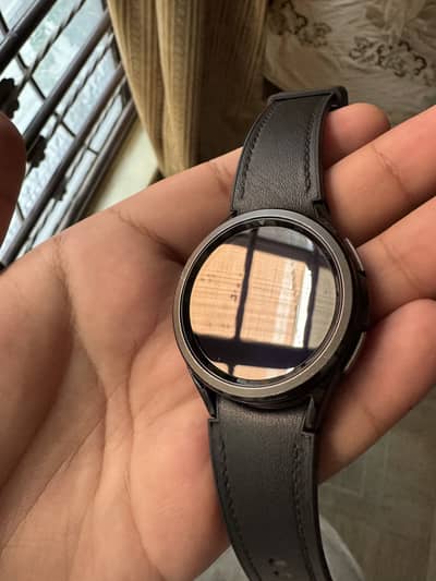 Galaxy Watch 6 Classic 43mm Urgent Sale