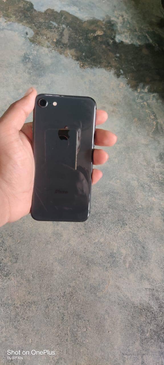 Apple iPhone 8 0
