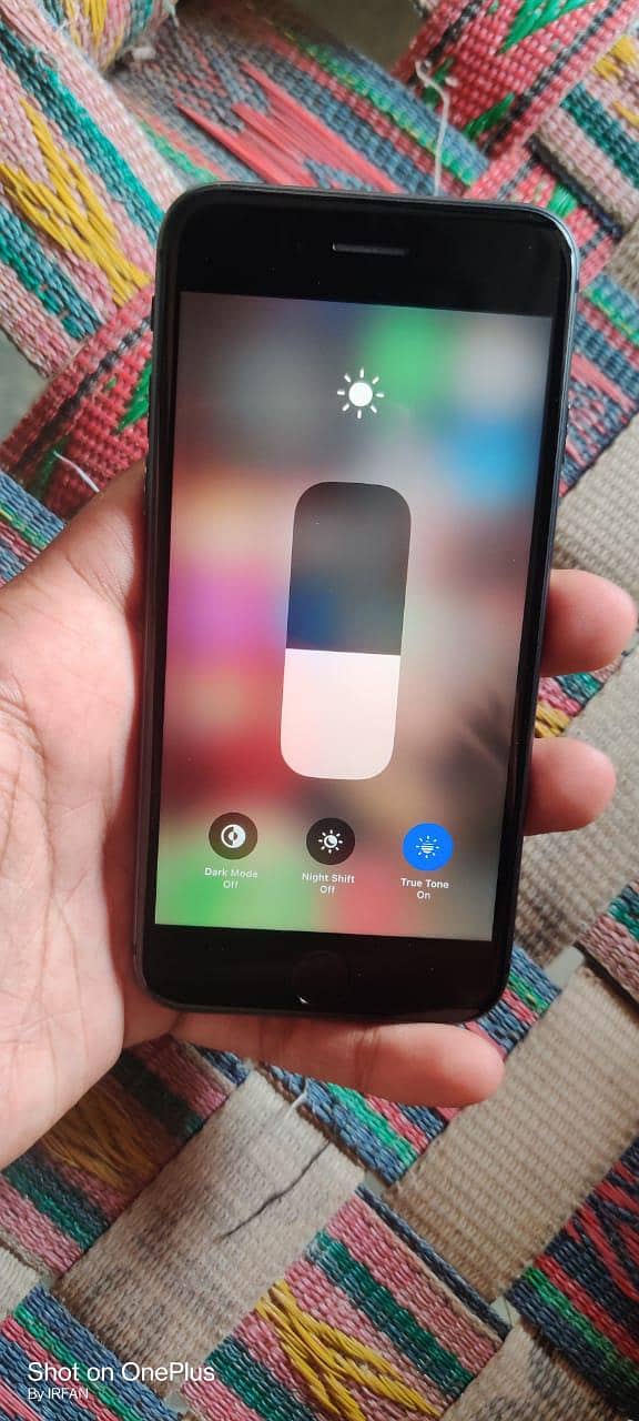 Apple iPhone 8 5