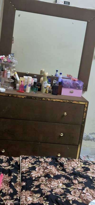 bed, dressing, side tables low price