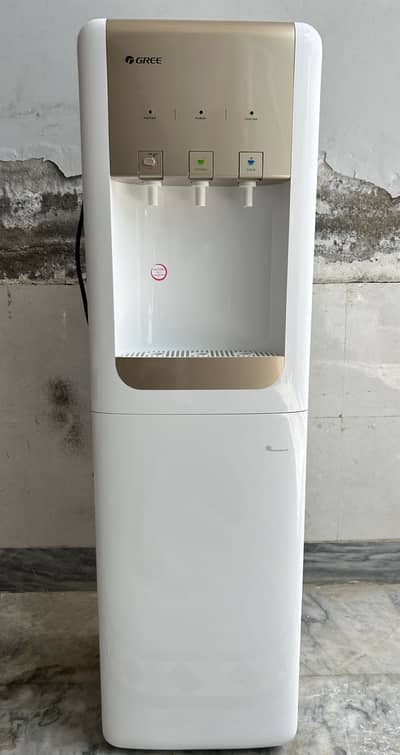 Gree Water Dispenser