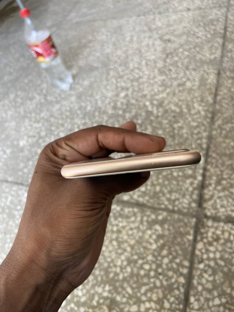 iPhone 8plus 2