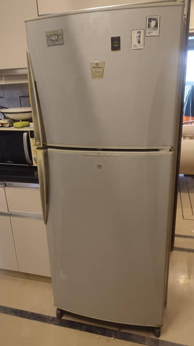 Dawlance medium size fridge