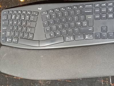 Logitech K-860 keyboard
