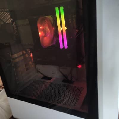 Intel 11400/ Aorus Elite B560M Mobo/ 16GB 3600MHZ CL16 RAM