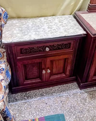 bed dressing side tables