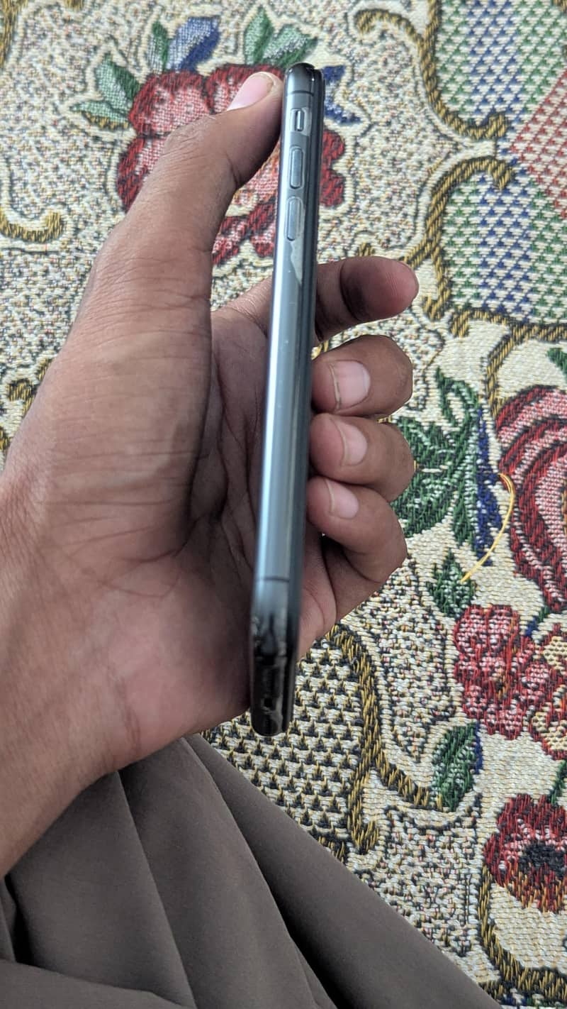 Apple iPhone X 0