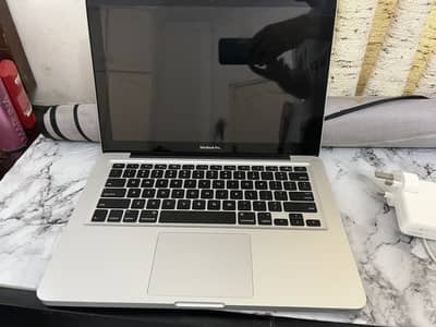 Apple MacBook Pro 13” Laptop 2012 i5