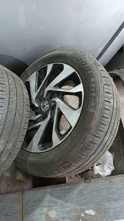 civic x Tire