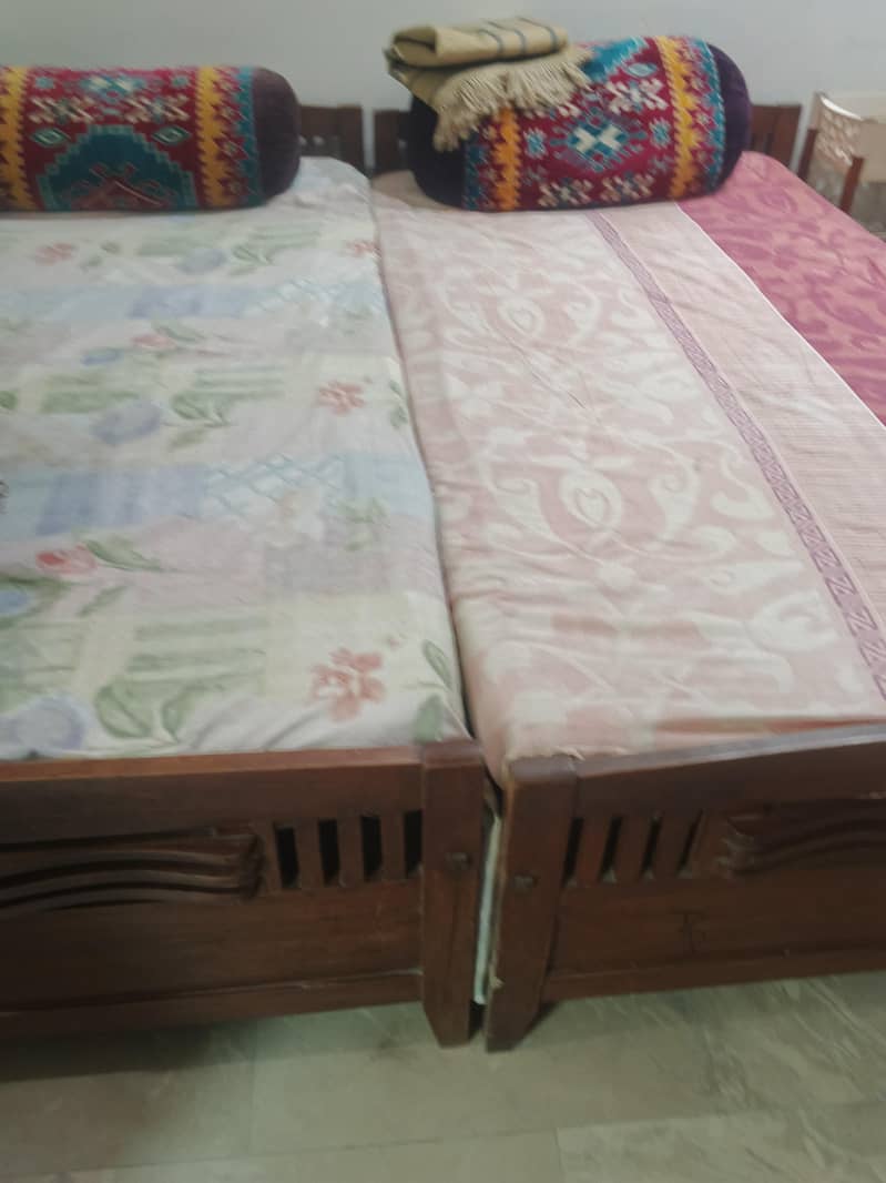 2 single bed 0