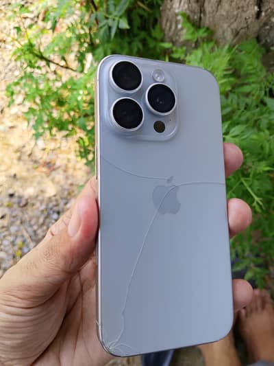 Apple iPhone 15 Pro