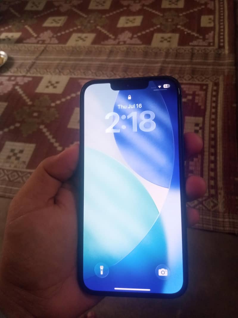 Apple iPhone 13 2