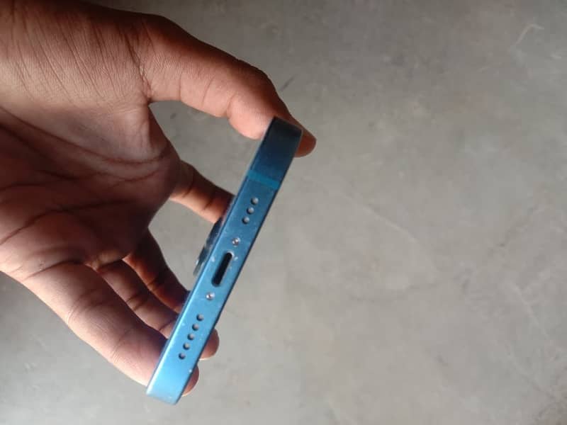iphone 13 4