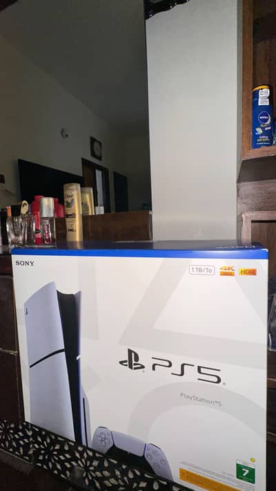 Brand New PS5 Slim Disc Edition| 1TB | UK Varient