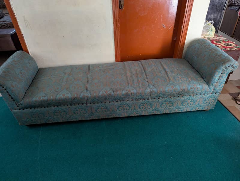 SOFA SETS 2