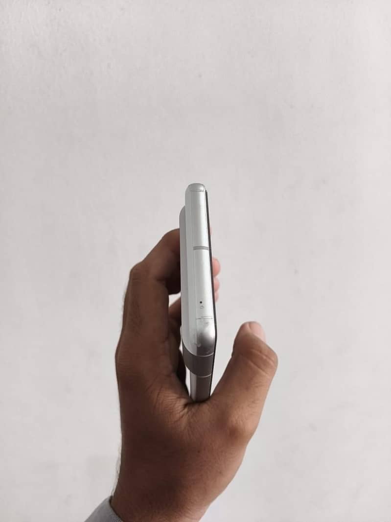 Google Pixel 7 3