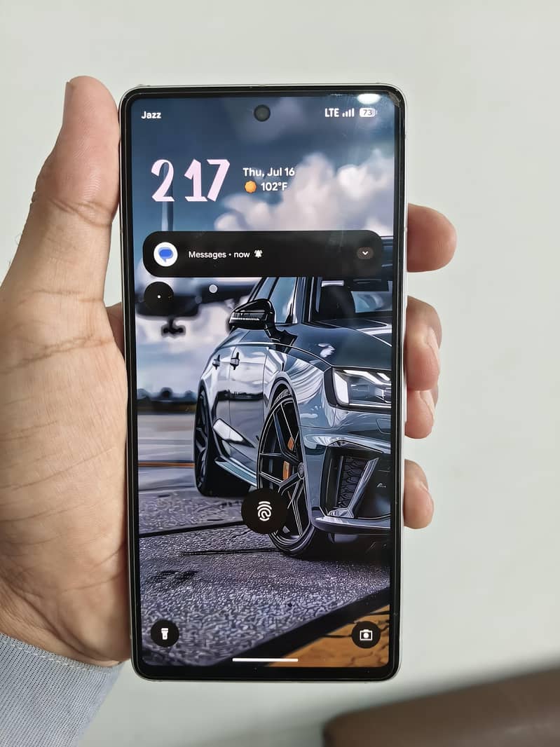 Google Pixel 7 4