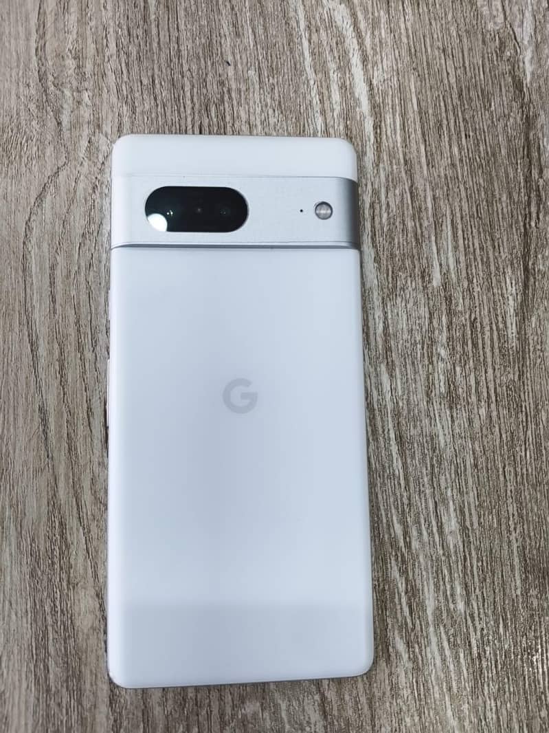 Google Pixel 7 5