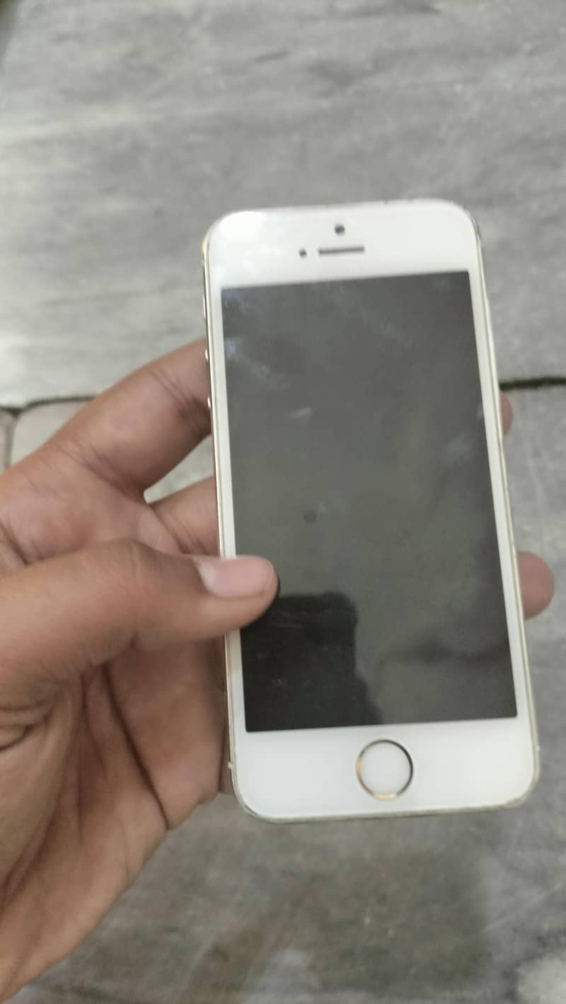 Apple iPhone 5s 4