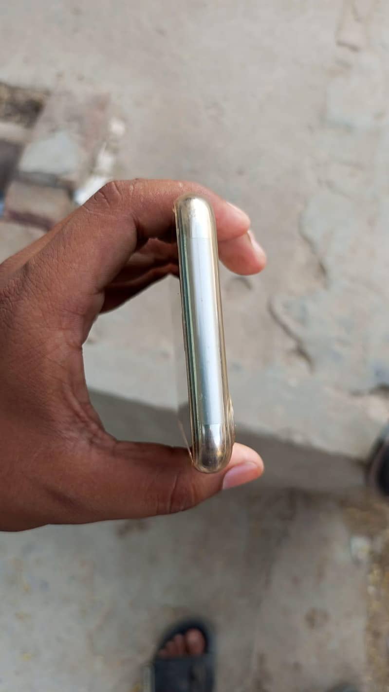 Apple iPhone X 0
