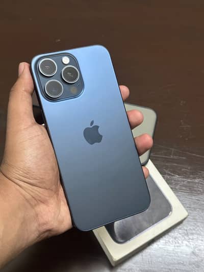 IPhone 15 Pro Max 256 gb JV