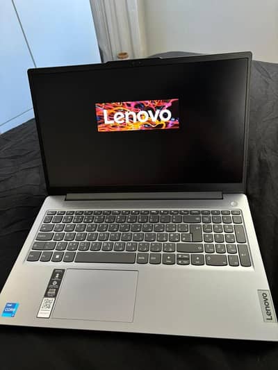 Lenovo IdeaPad Slim 3 (15IRH10) - Core i7