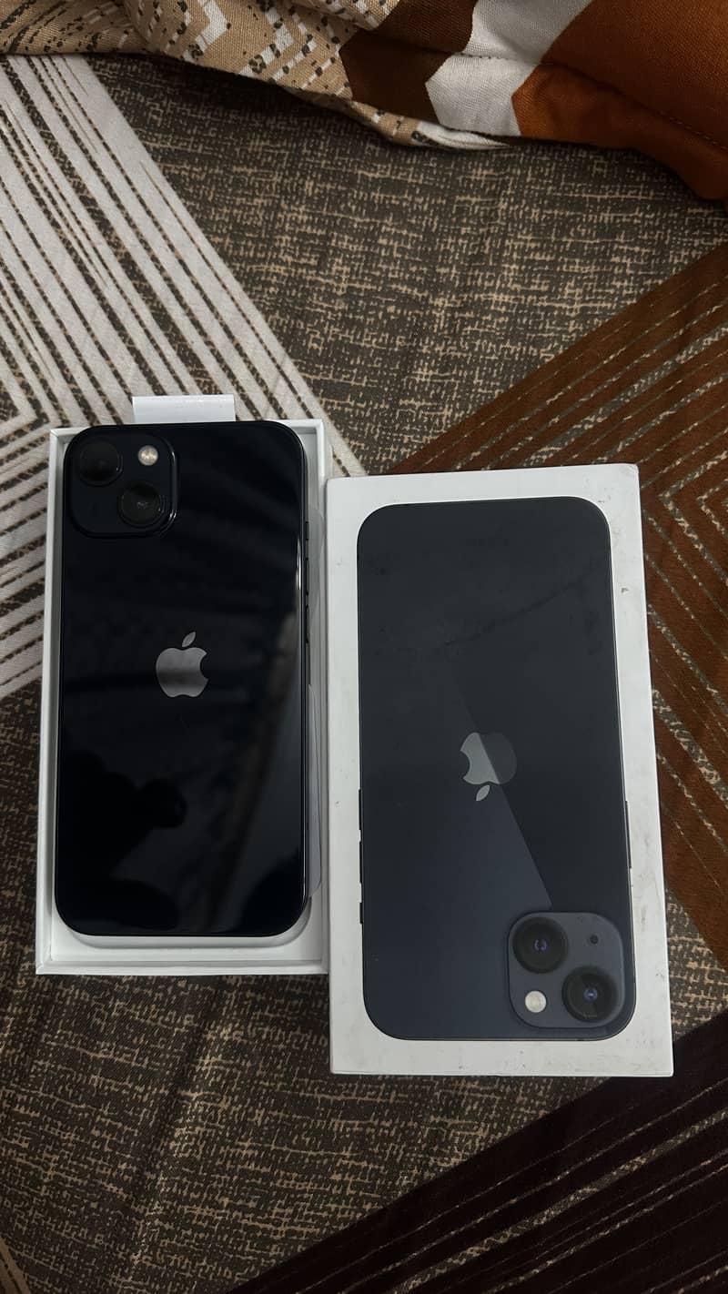 iPhone 13 2