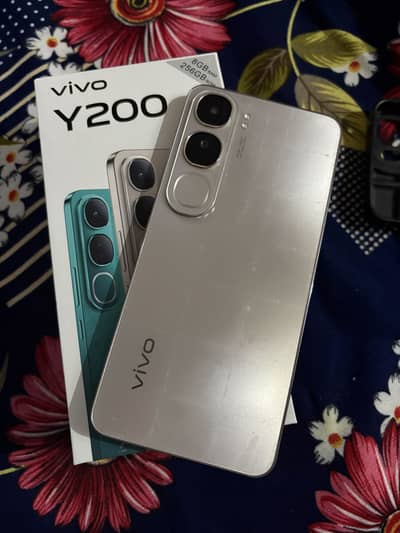 Vivo Y200