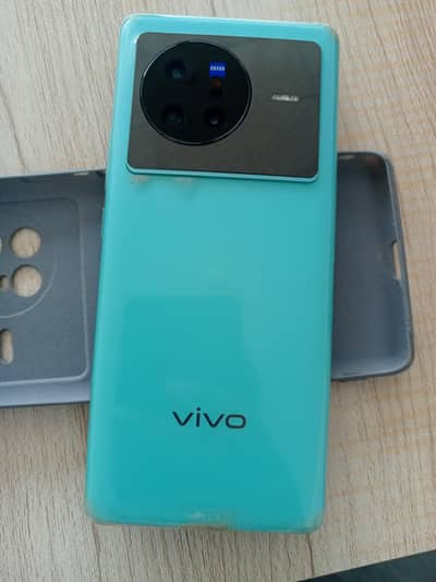 Vivo X80