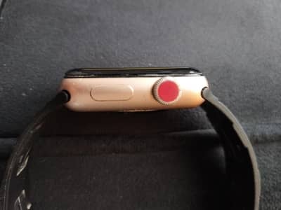 Apple Series 3 42mm Gold