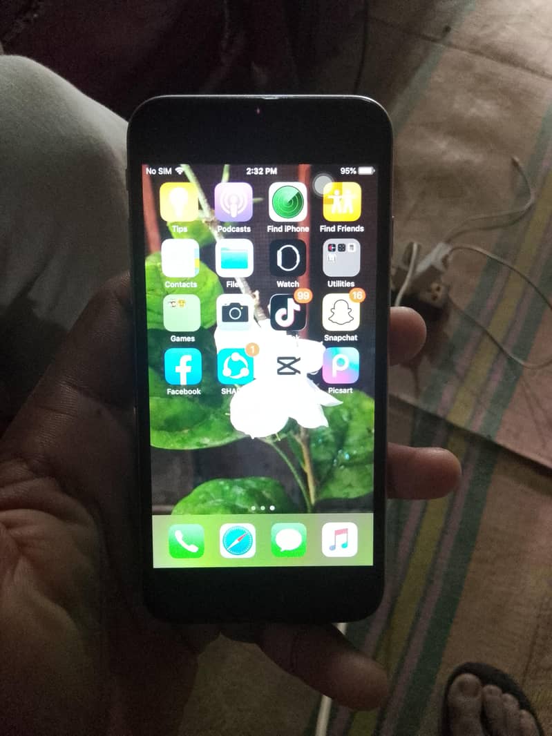 Apple iPhone 6 0