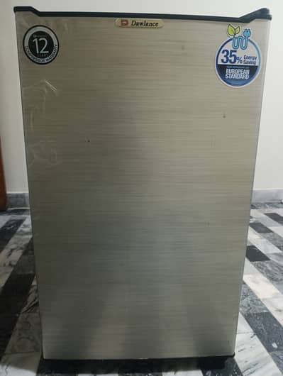 Dawlance small fridge, single door
