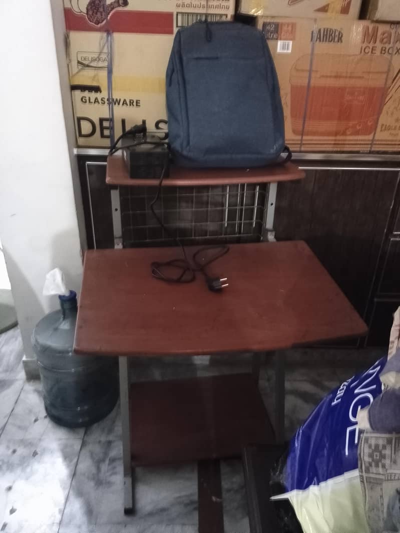 study table 0