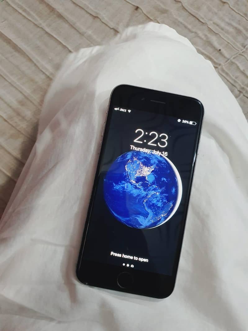 Apple iPhone 6 1