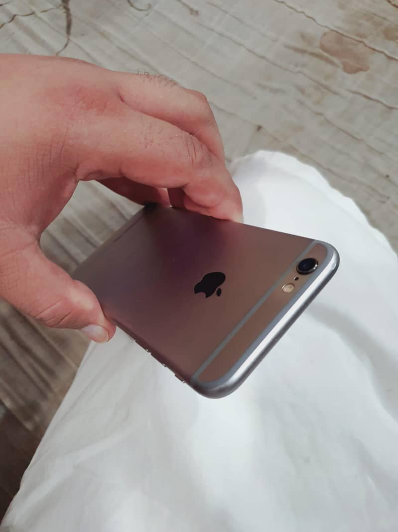 Apple iPhone 6 5