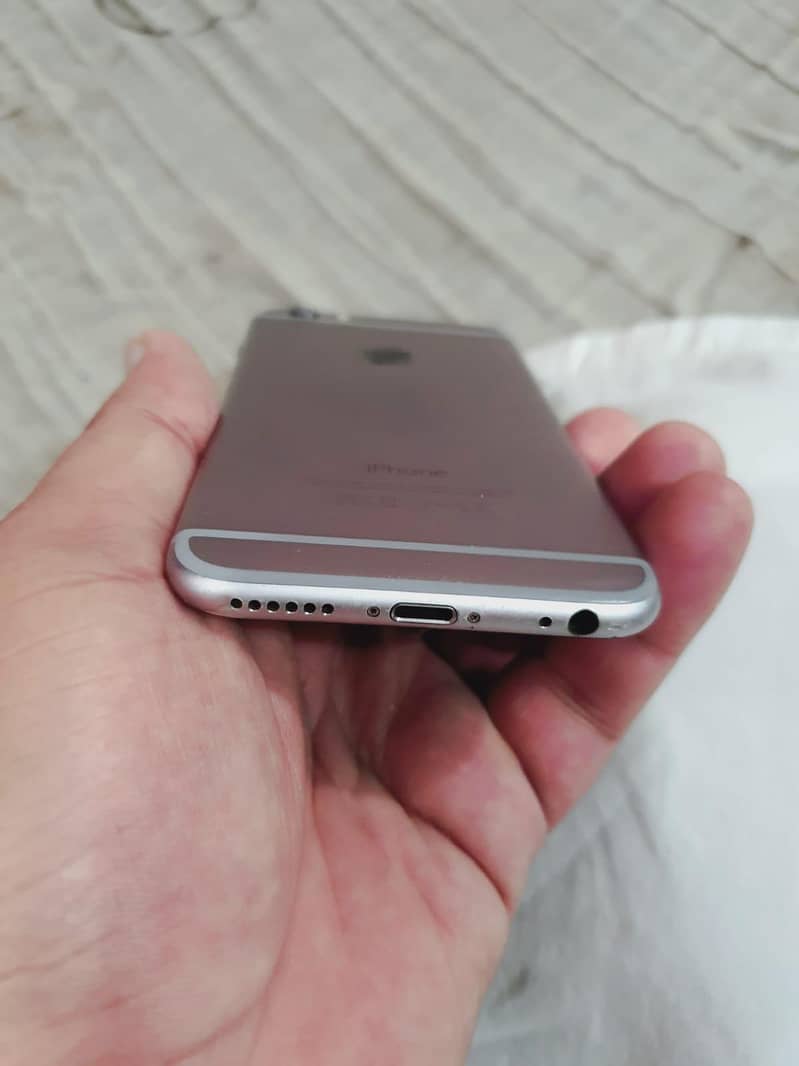 Apple iPhone 6 6