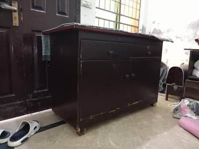 iron table