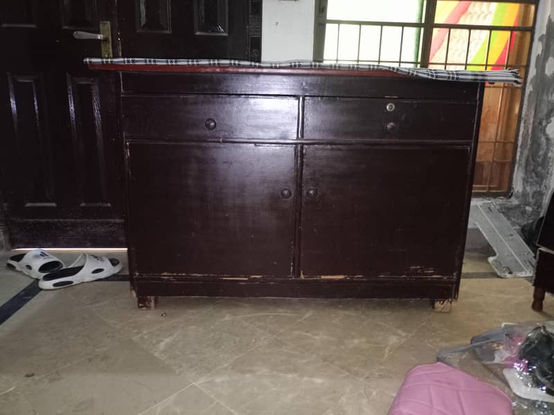 iron table 1