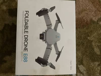 Foldable Drone E88