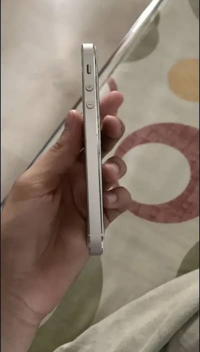 APPLE IPHONE 4S,5S AND 3G