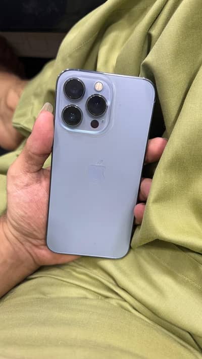 Apple iPhone 13 Pro