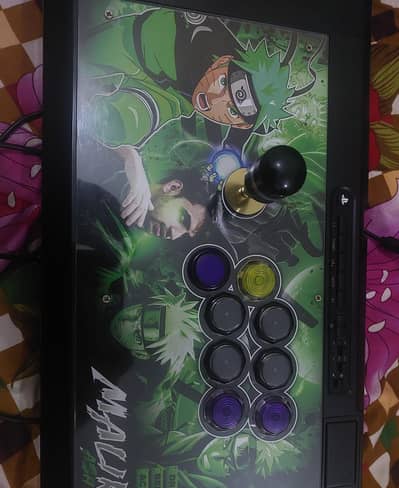 Qanba obsidian 2 for sale with Golden lever and 4 gamer finger buttons