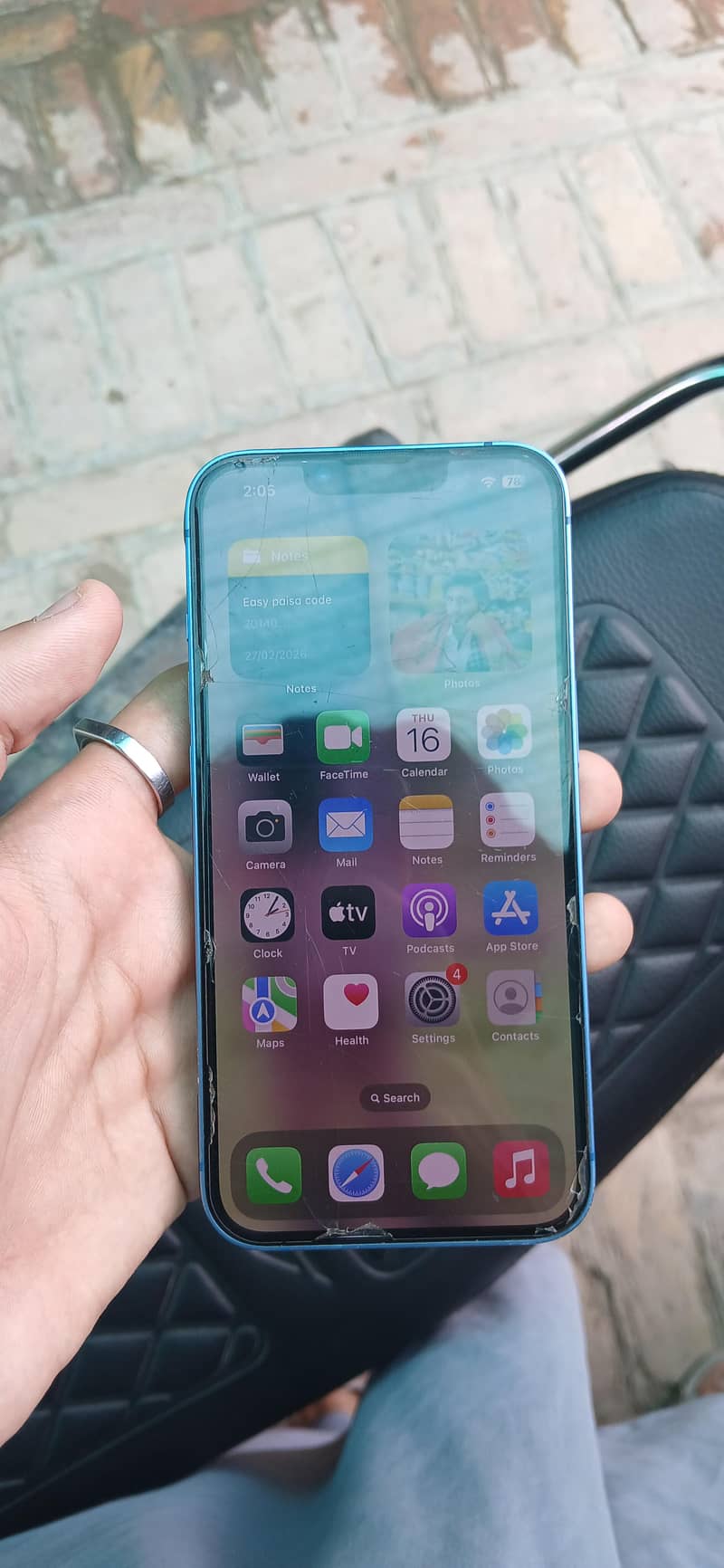 Apple iPhone 13 1