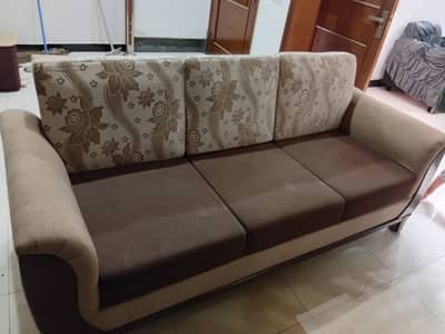 SOFA SET (6 SEATS)