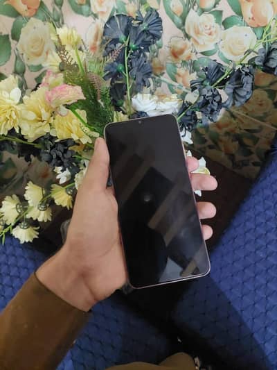Vivo Y51 all ok 4.128gb with box exchange also possible 03266936337