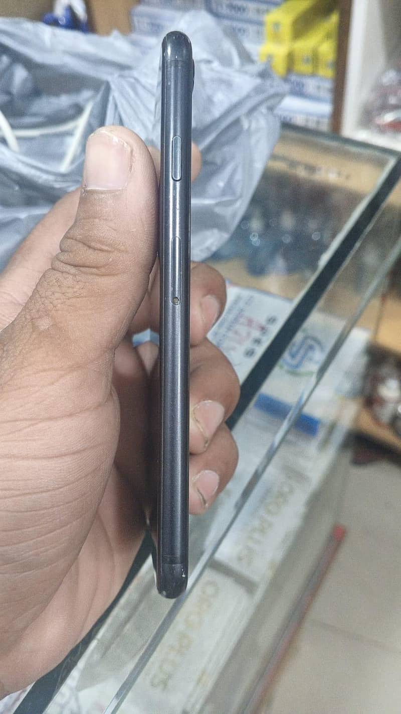 Apple iPhone SE 2